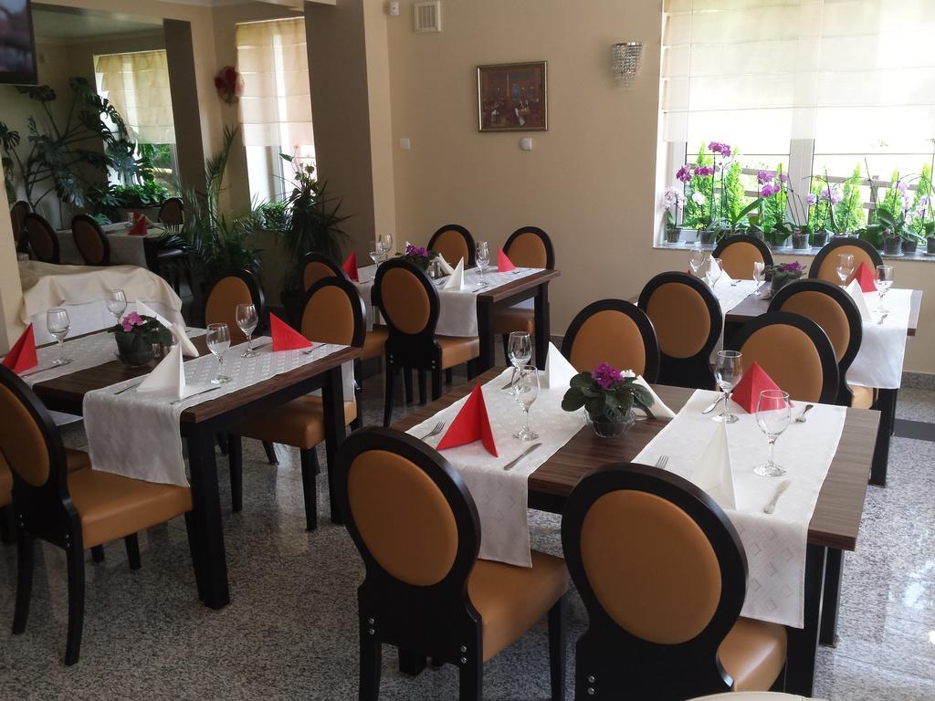 Hotel Crisalpin Poiana Brasov Exterior photo