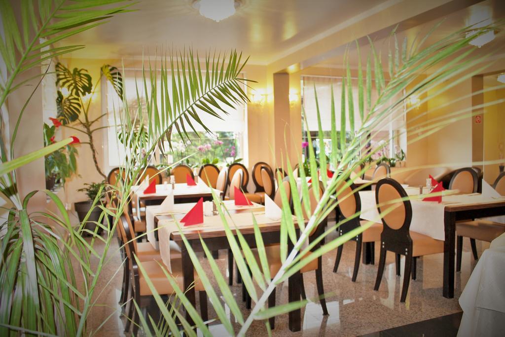 Hotel Crisalpin Poiana Brasov Exterior photo