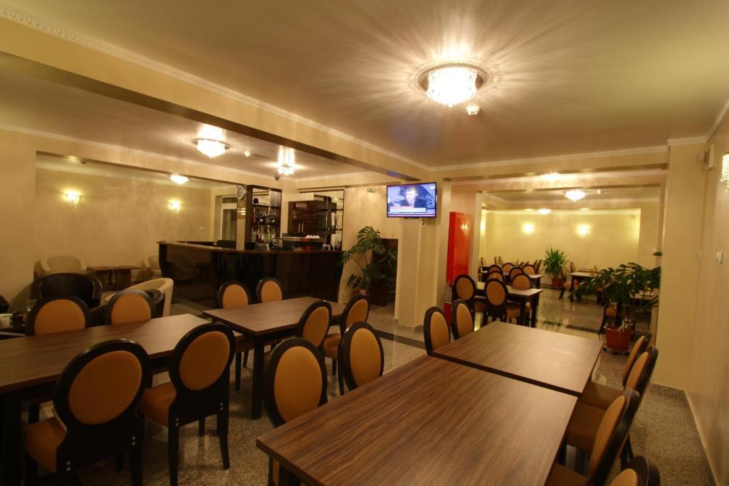 Hotel Crisalpin Poiana Brasov Exterior photo