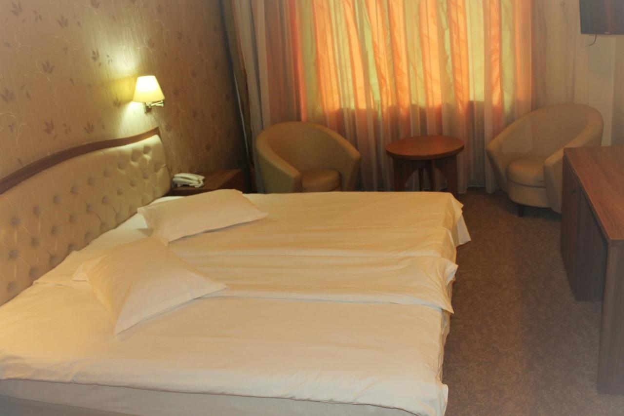 Hotel Crisalpin Poiana Brasov Exterior photo